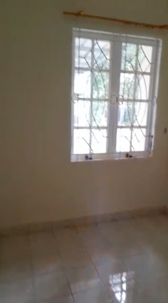 Rumah disewakan di cluster Hawai Deltamas Cikarang